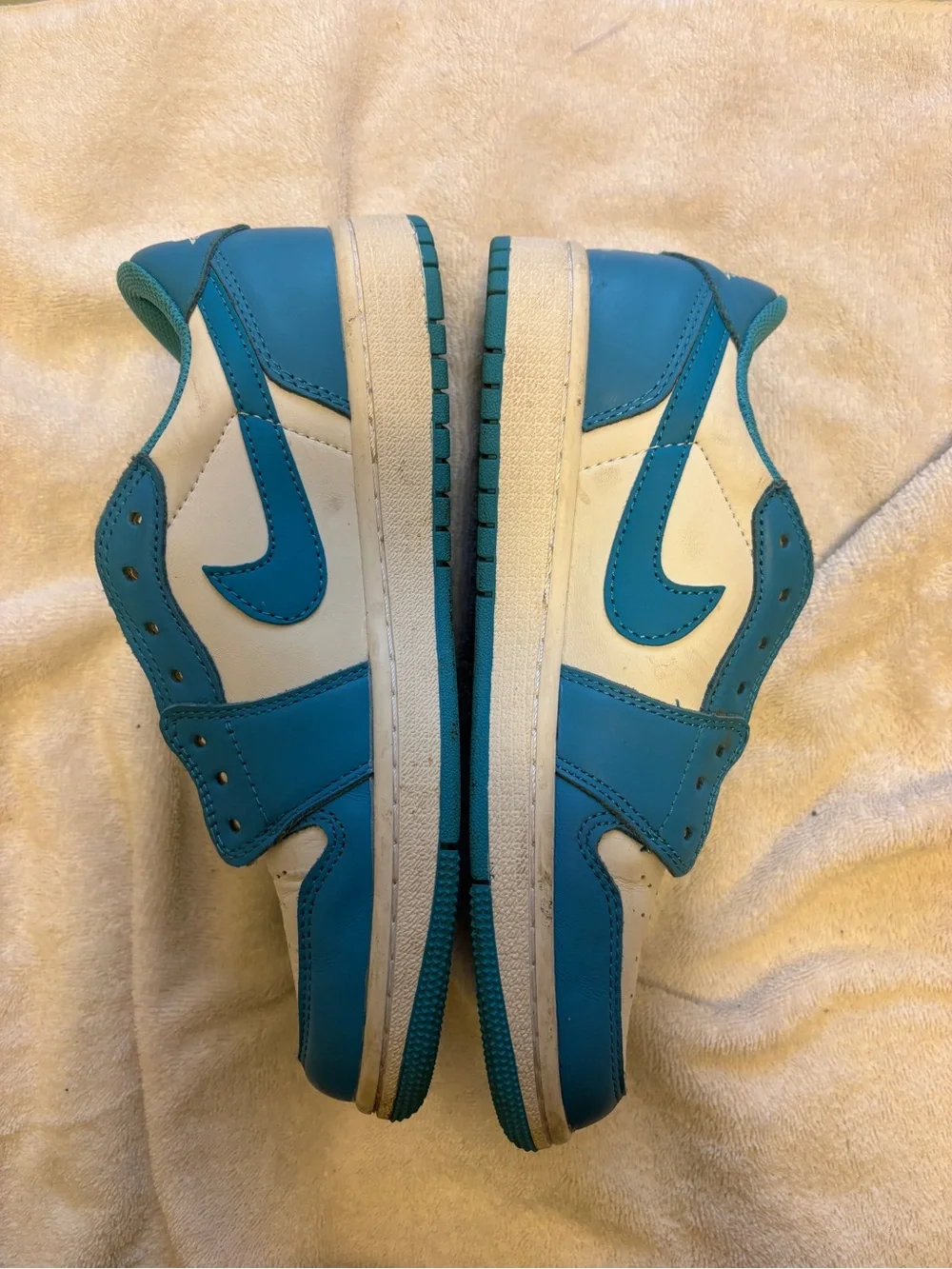Nike  Eric Koston x Air Jordan 1 Low SB (CJ7891-401), UNC colors, Men 7.5